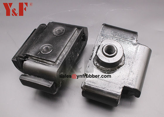 OEM Zwarte Flanged Rubber Mounts Leverancier Schokvermindering Uitstekend